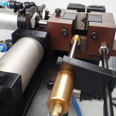 Станок для зачистки провода EW-310