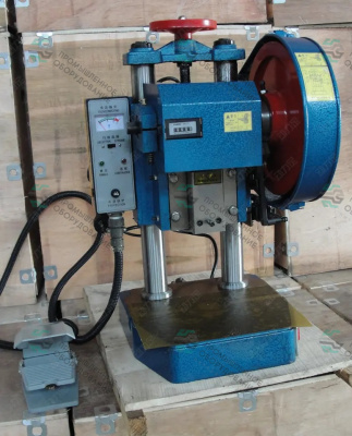 Пробивной пресс JB04-1.5T