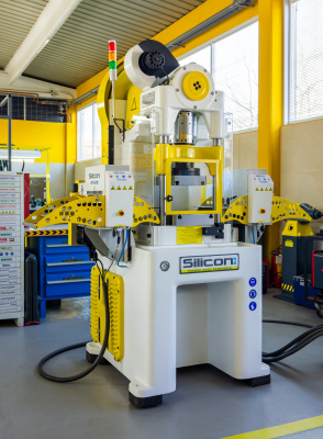 Пробивной пресс STA 30/600 Twin Servo