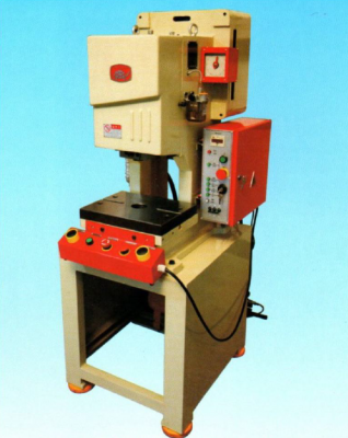 Пробивной пресс JC04H-6