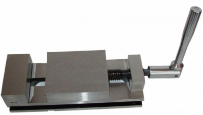 Тиски станочные неповоротные 7200-0205-02