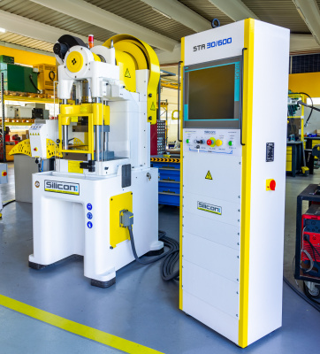 Пробивной пресс STA 30/600 Servo