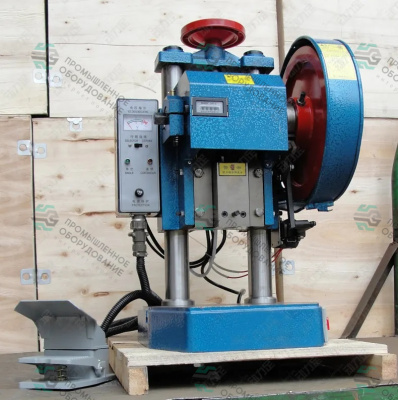 Пробивной пресс JB04-4T