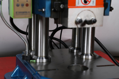 Пробивной пресс JB04-5T