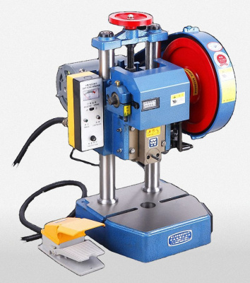 Пробивной пресс ПН-1.5T