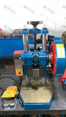 Пробивной пресс JB04-4T