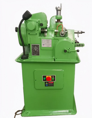 Зубофрезерный станок Y3608