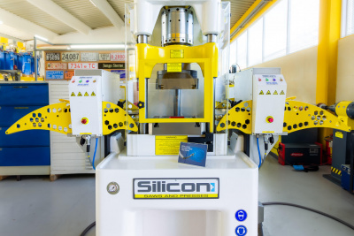 Пробивной пресс STA 30/600 Twin Servo