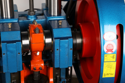 Пробивной пресс JB04-5T