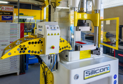 Пробивной пресс STA 30/600 Servo