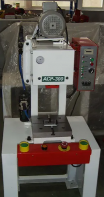 Пробивной пресс ACP-300