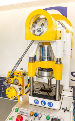 Пробивной пресс STA 18/600